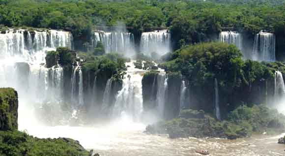 iguacu falls